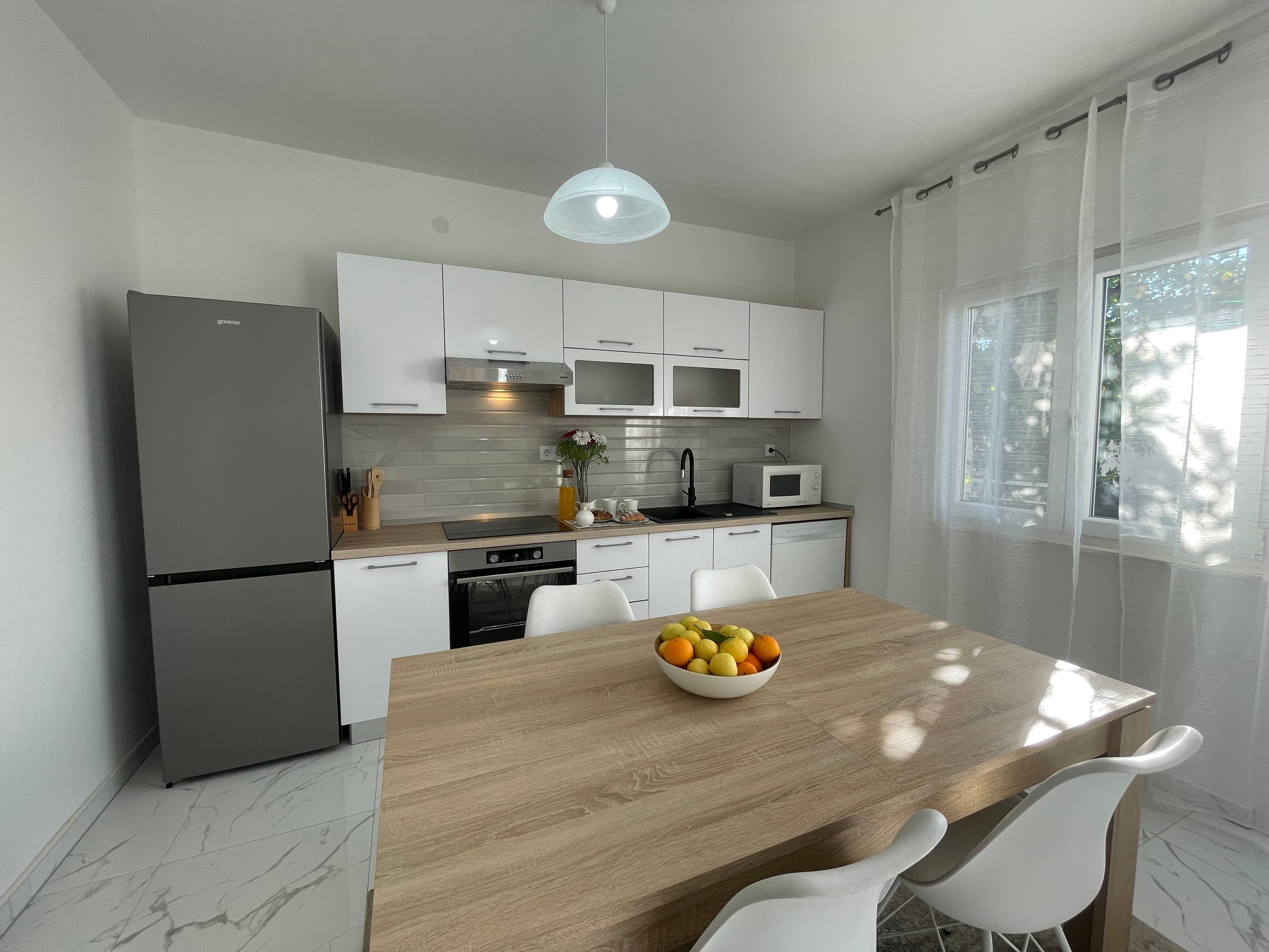 Two bedroom apartment near beach Vinišće, Trogir  A-a