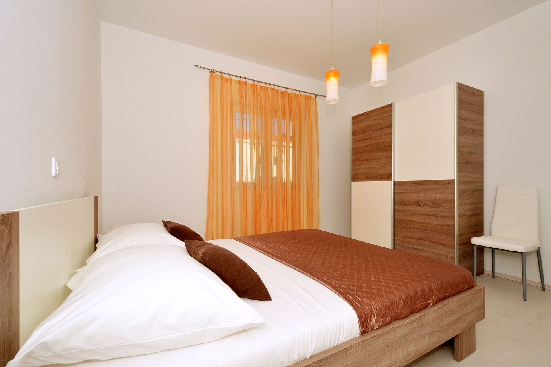 Two bedroom house near beach Vinišće, Trogir  K