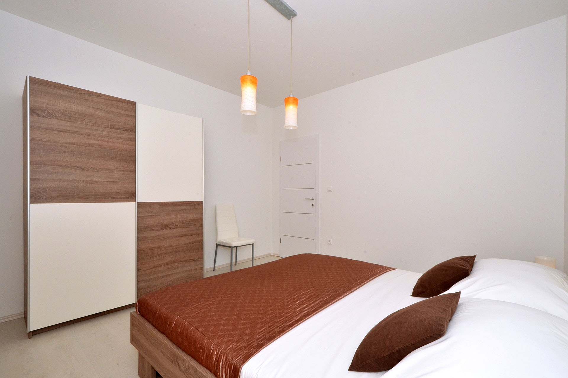 Two bedroom house near beach Vinišće, Trogir  K