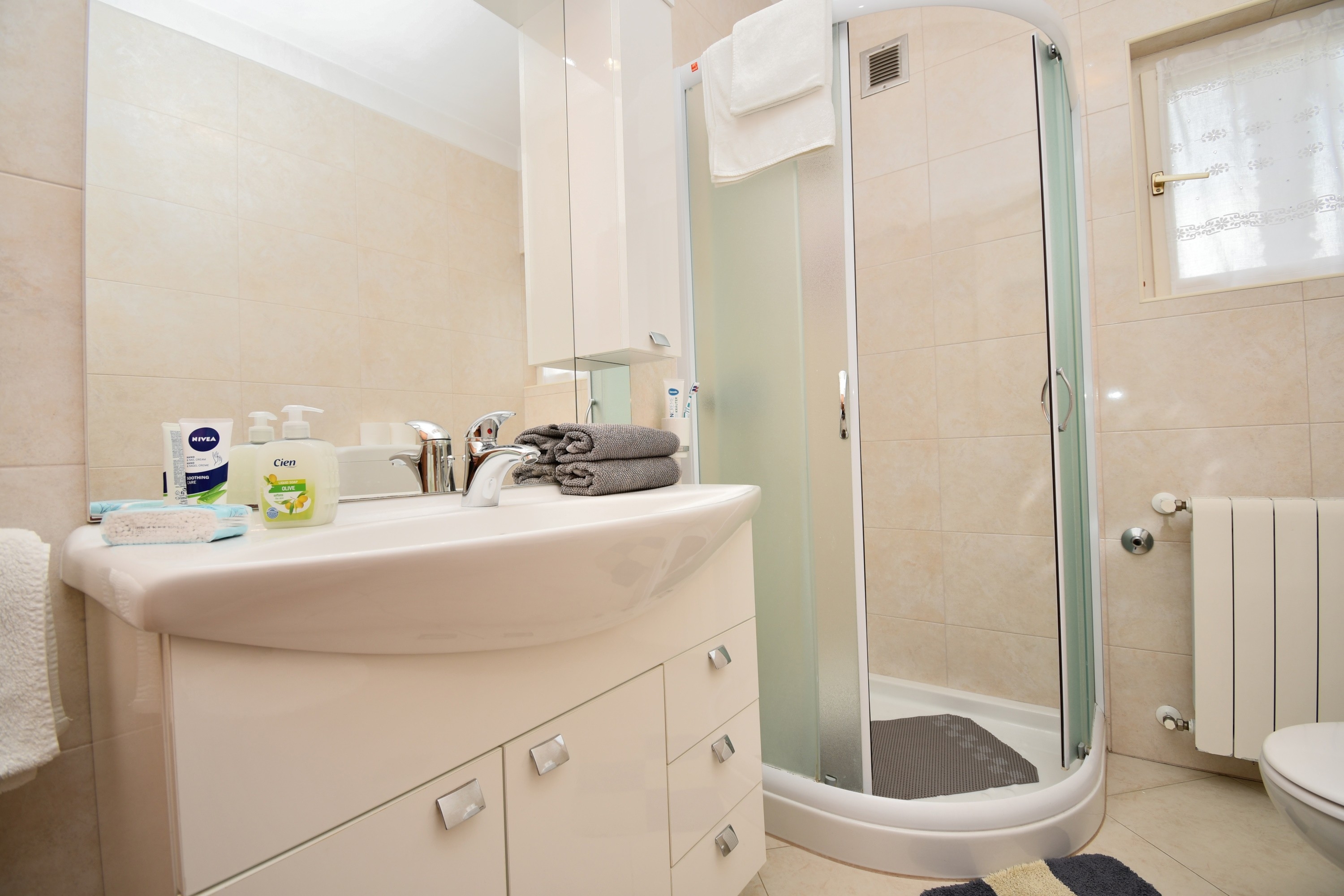 Two bedroom apartment with terrace Poreč  A-a