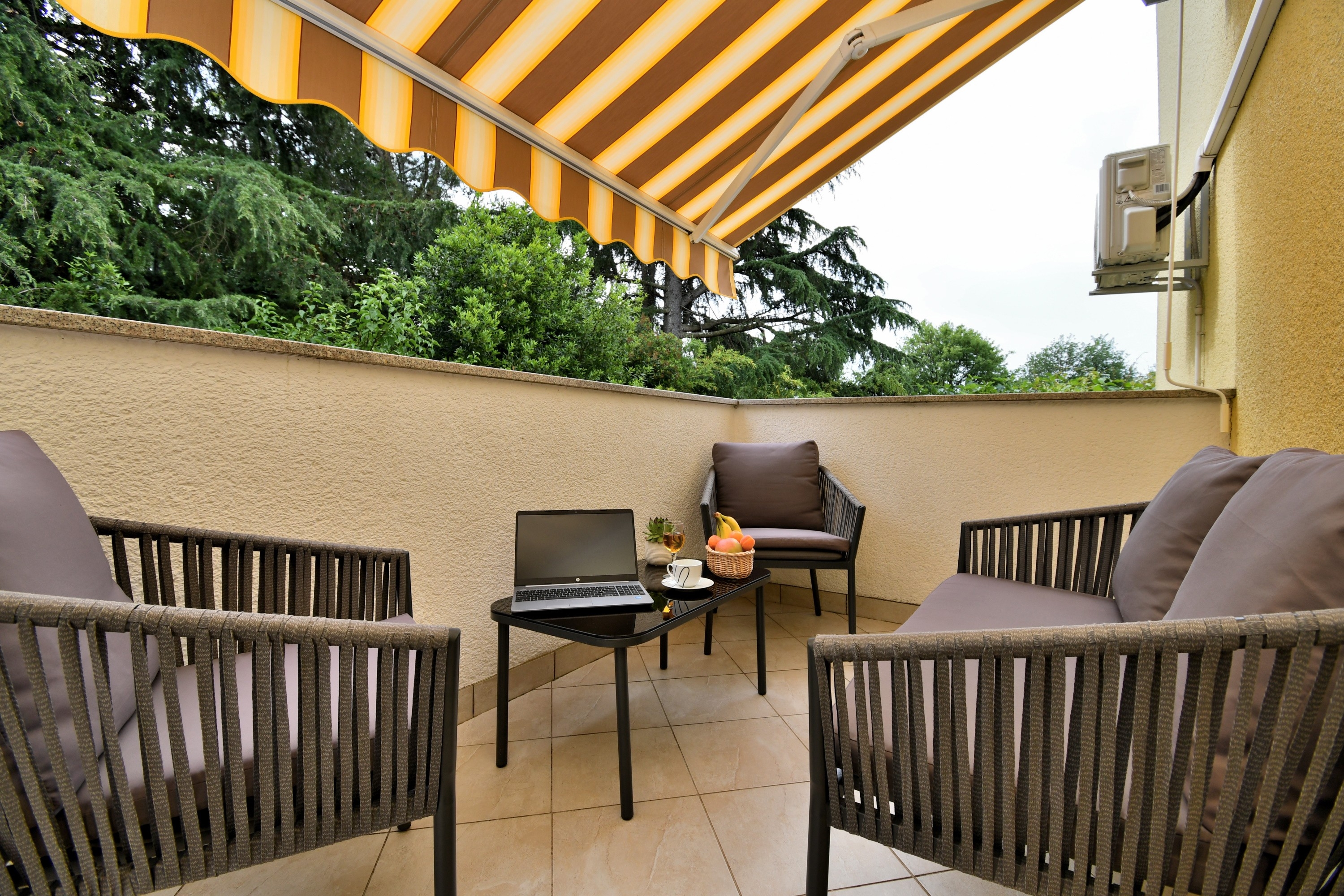 Two bedroom apartment with terrace Poreč (A-16495-a)