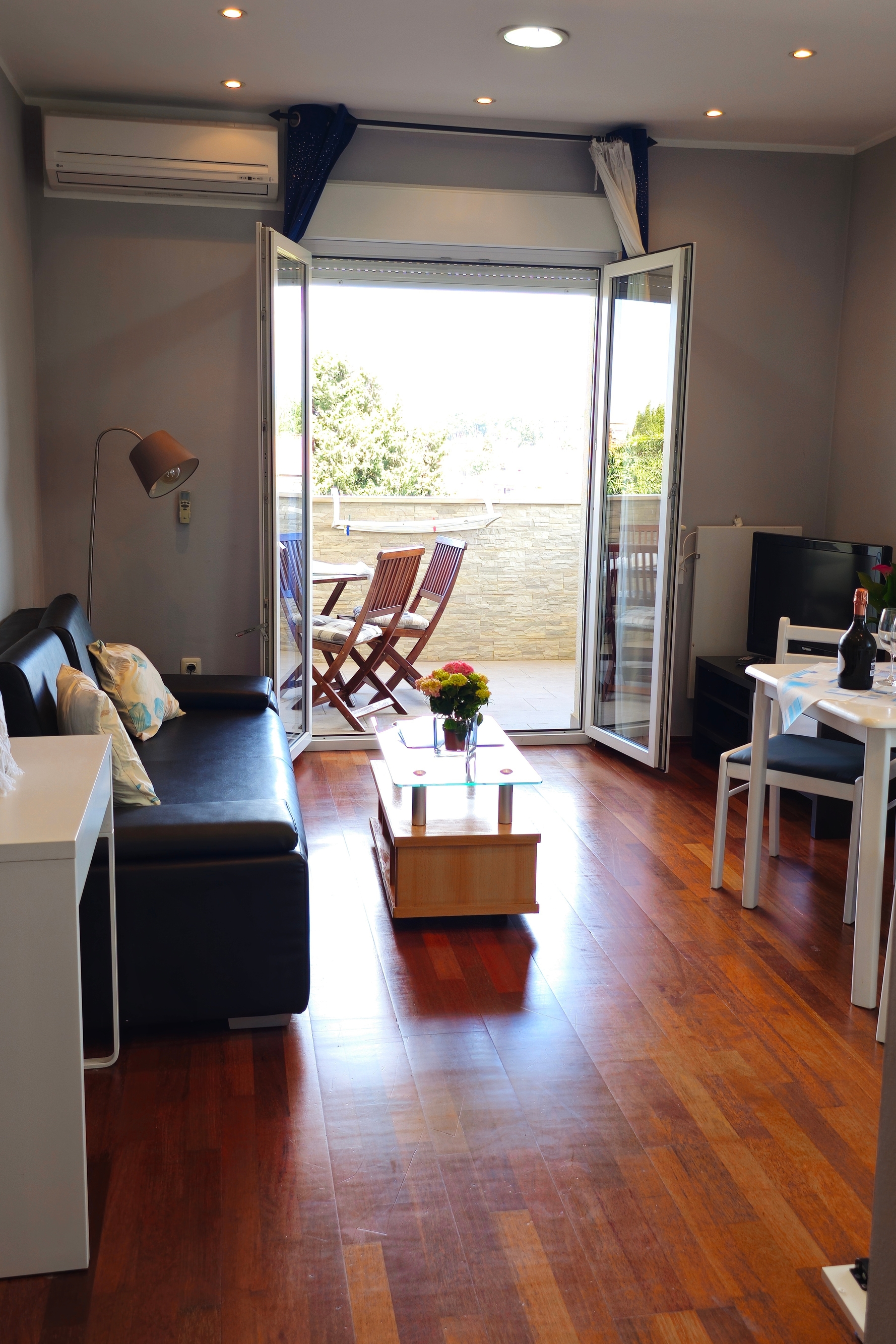 One bedroom apartment with balcony Rovinj (A-16498-b)