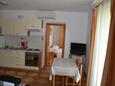 Blagovaonica Trogir, Blagovaonica u smještaju tipa apartment, dostupna klima i WiFi.