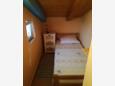 Ložnice 2 Omišalj, Ložnice 2 v ubytování typu apartment, domácí mazlíčci povoleni a WiFi.