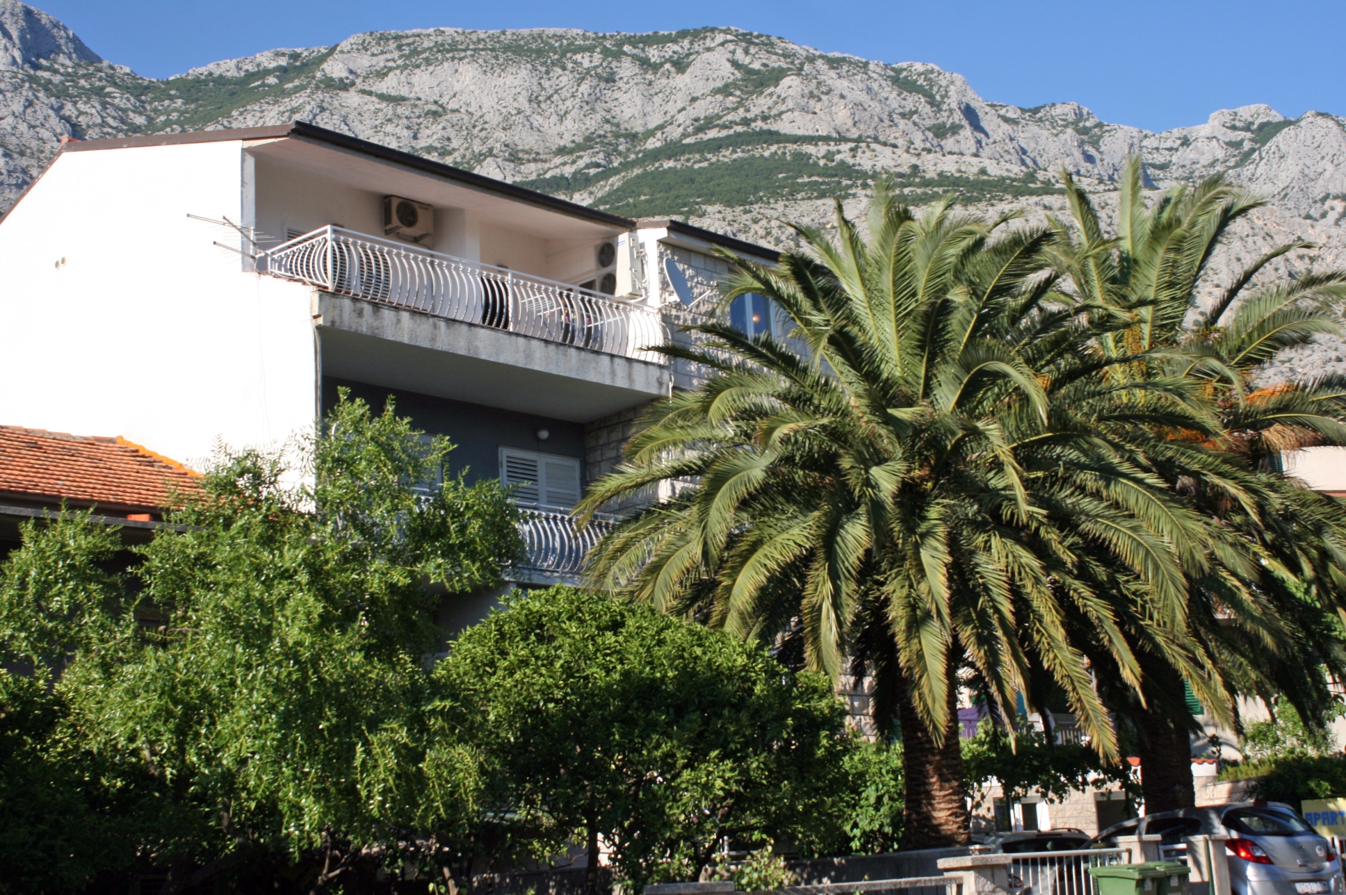 Studio flat with air-conditioning Makarska (AS-16521-b) Studio flat with air-conditioning Makarska (AS-16521-b)