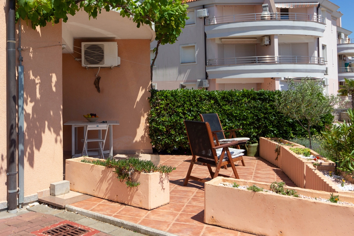 One bedroom apartment with terrace and sea view Medulin  A-a