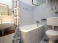 Bathroom 1 Mali Iž, Bathroom 1 in the apartment, WiFi.