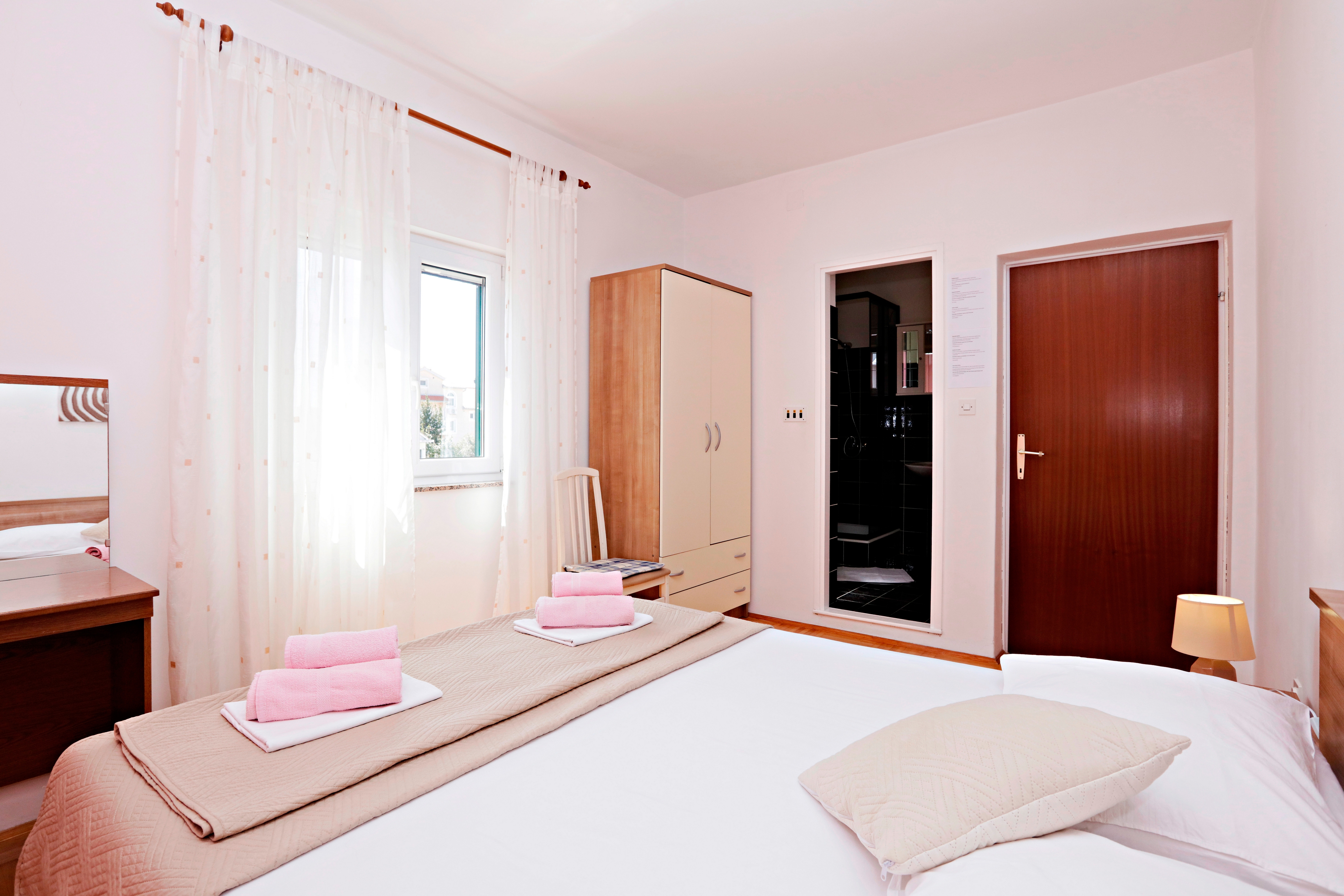 Three bedroom apartment with terrace Vodice (A-16543-a) Three bedroom apartment with terrace Vodice (A-16543-a)