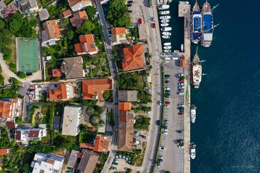 Mali Lošinj, Lošinj, Hébergement 16555 - Appartement avec une plage rocheuse.