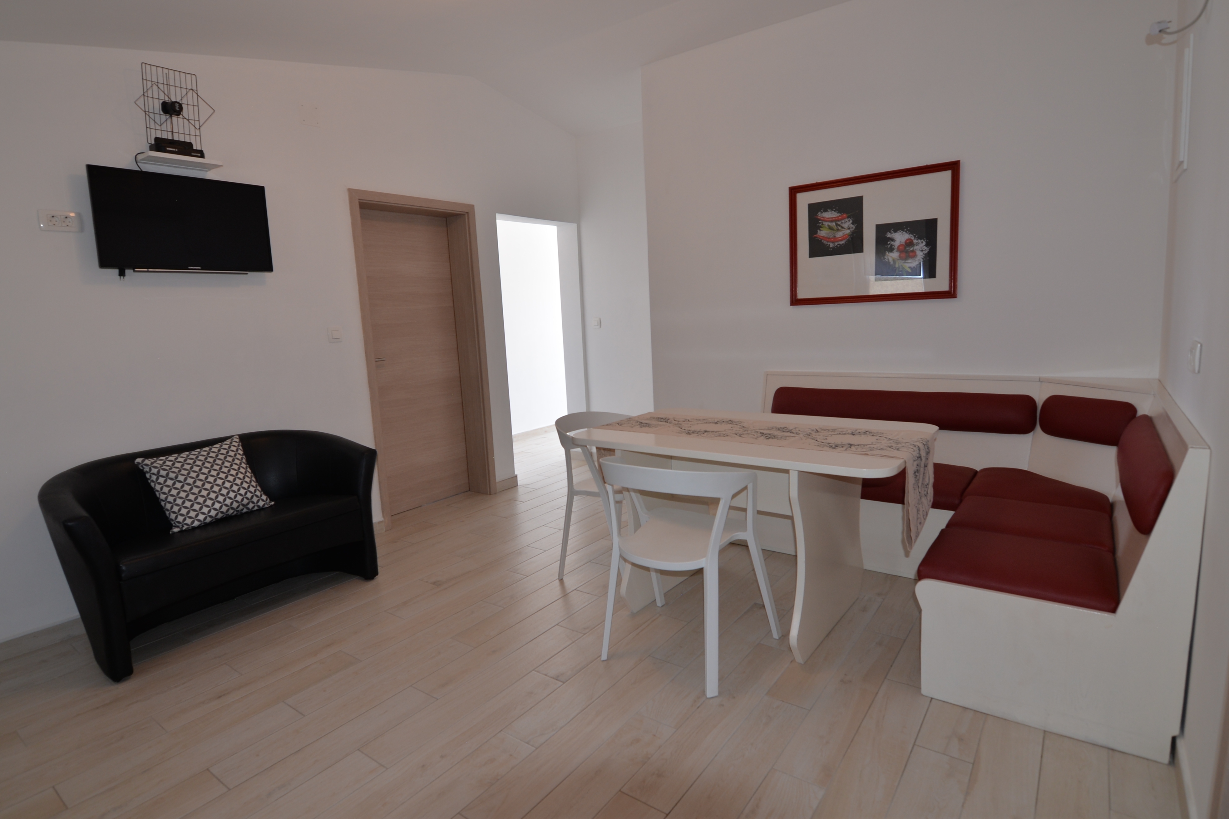 Two bedroom apartment near beach Tkon, Pašman (A-16589-b) Two bedroom apartment near beach Tkon, Pašman (A-16589-b)