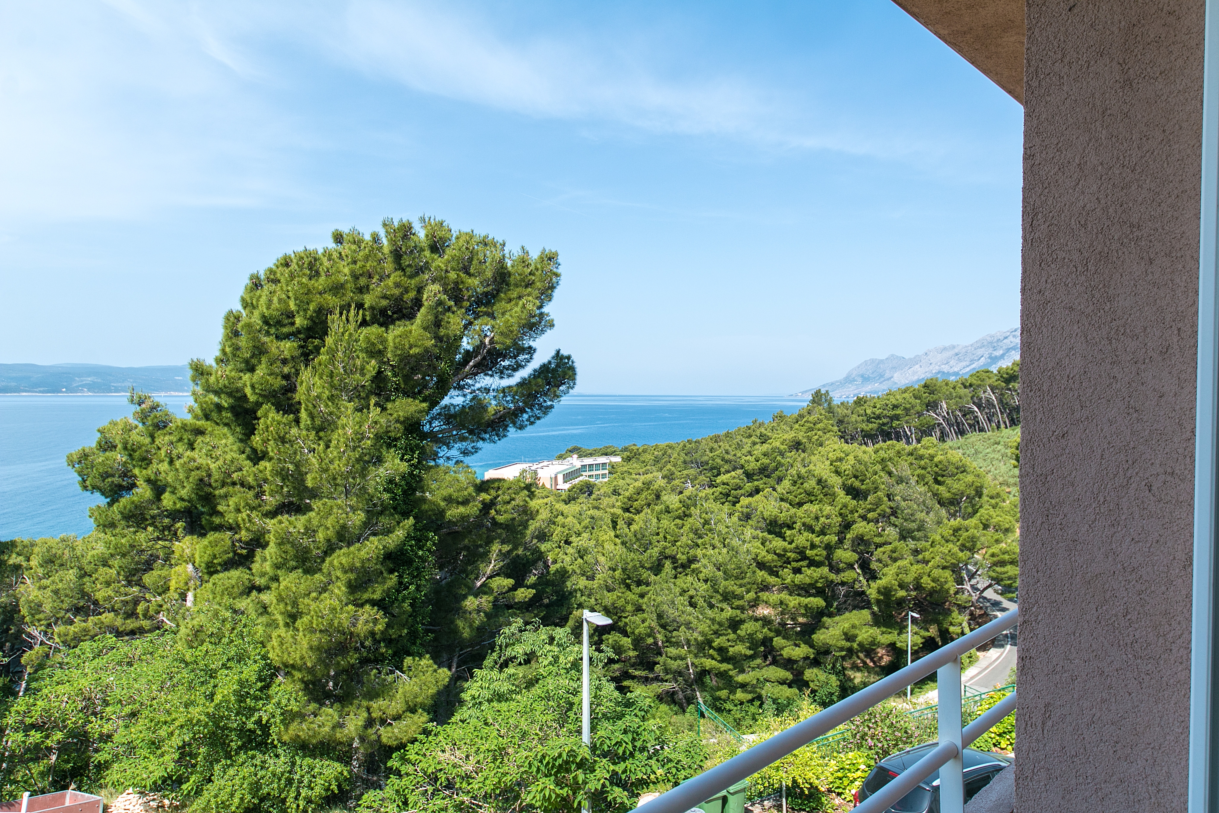 Two bedroom apartment with terrace and sea view Brela, Makarska  A-a