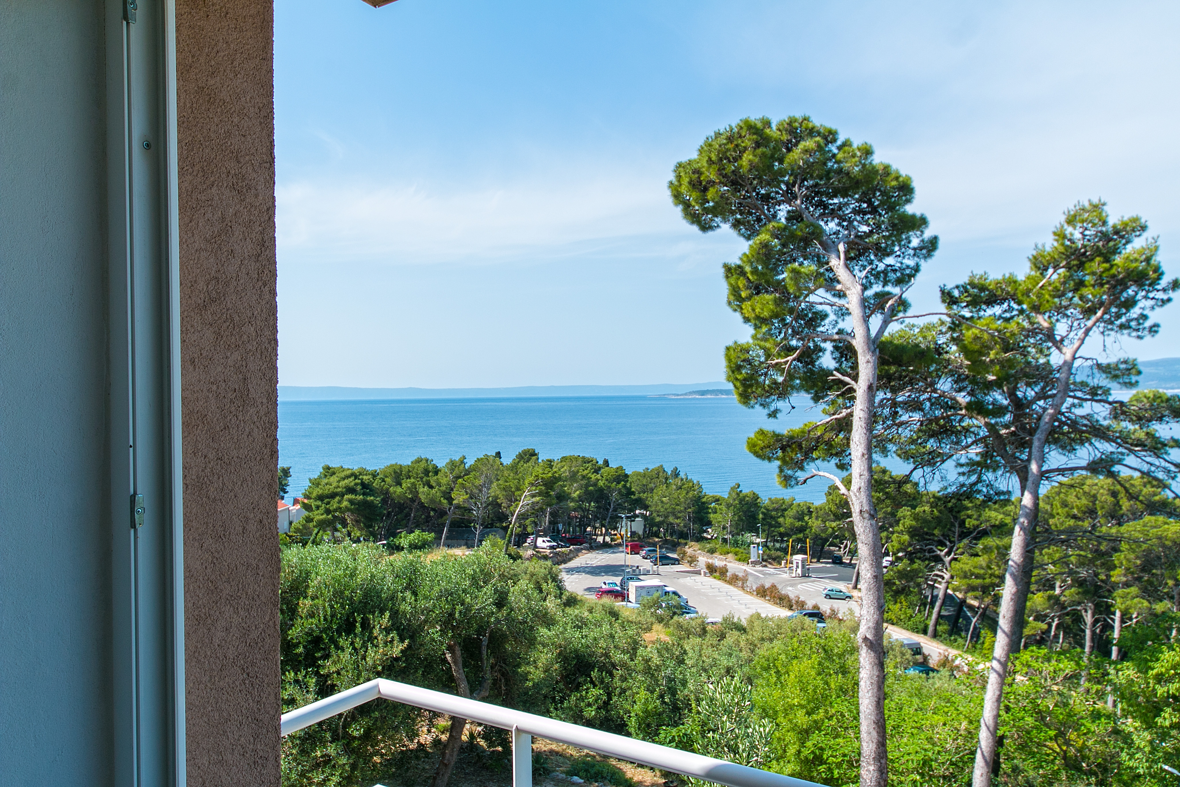 Two bedroom apartment with terrace and sea view Brela, Makarska  A-a