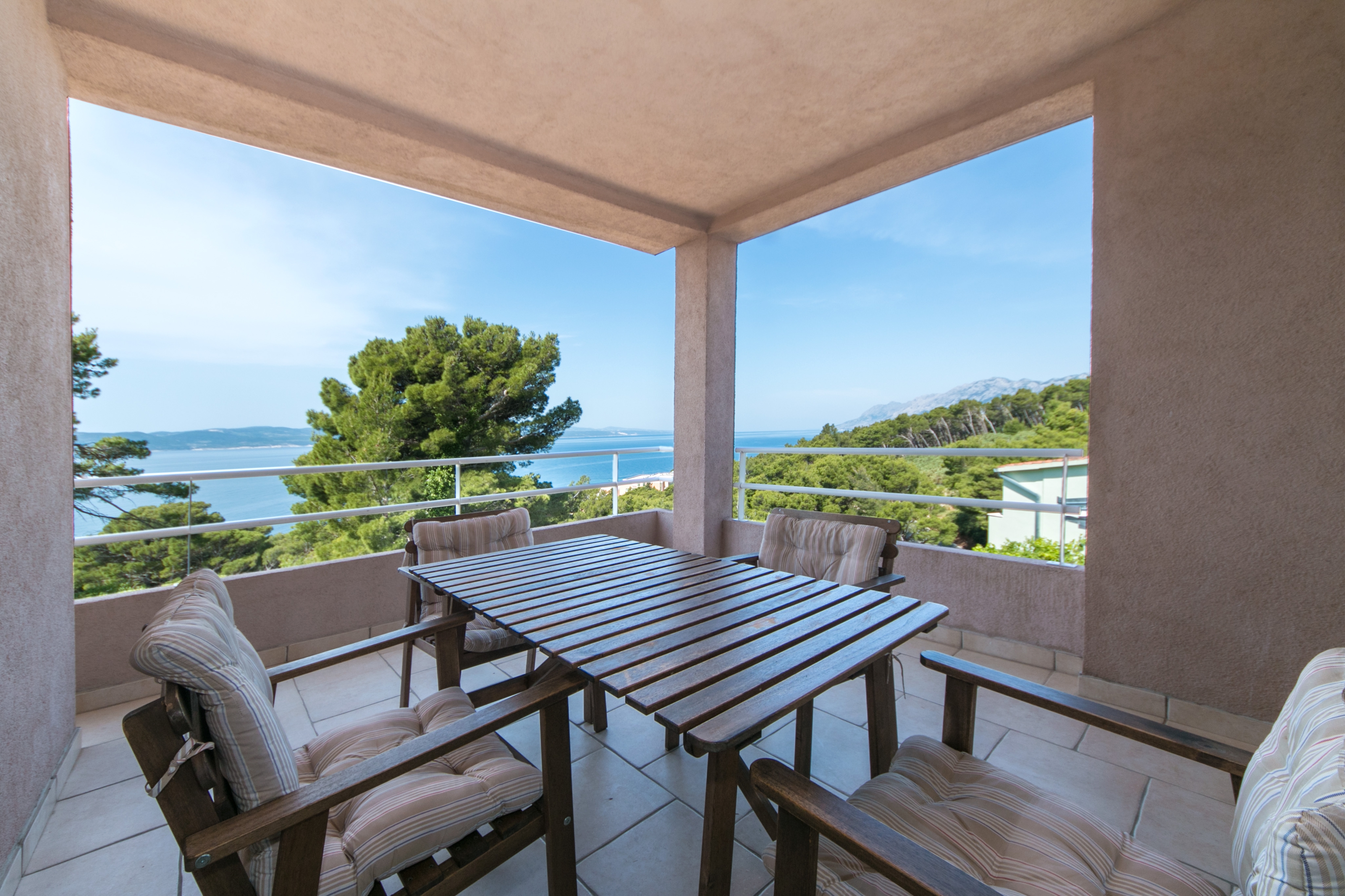 Two bedroom apartment with terrace and sea view Brela (Makarska) (A-16596-a)