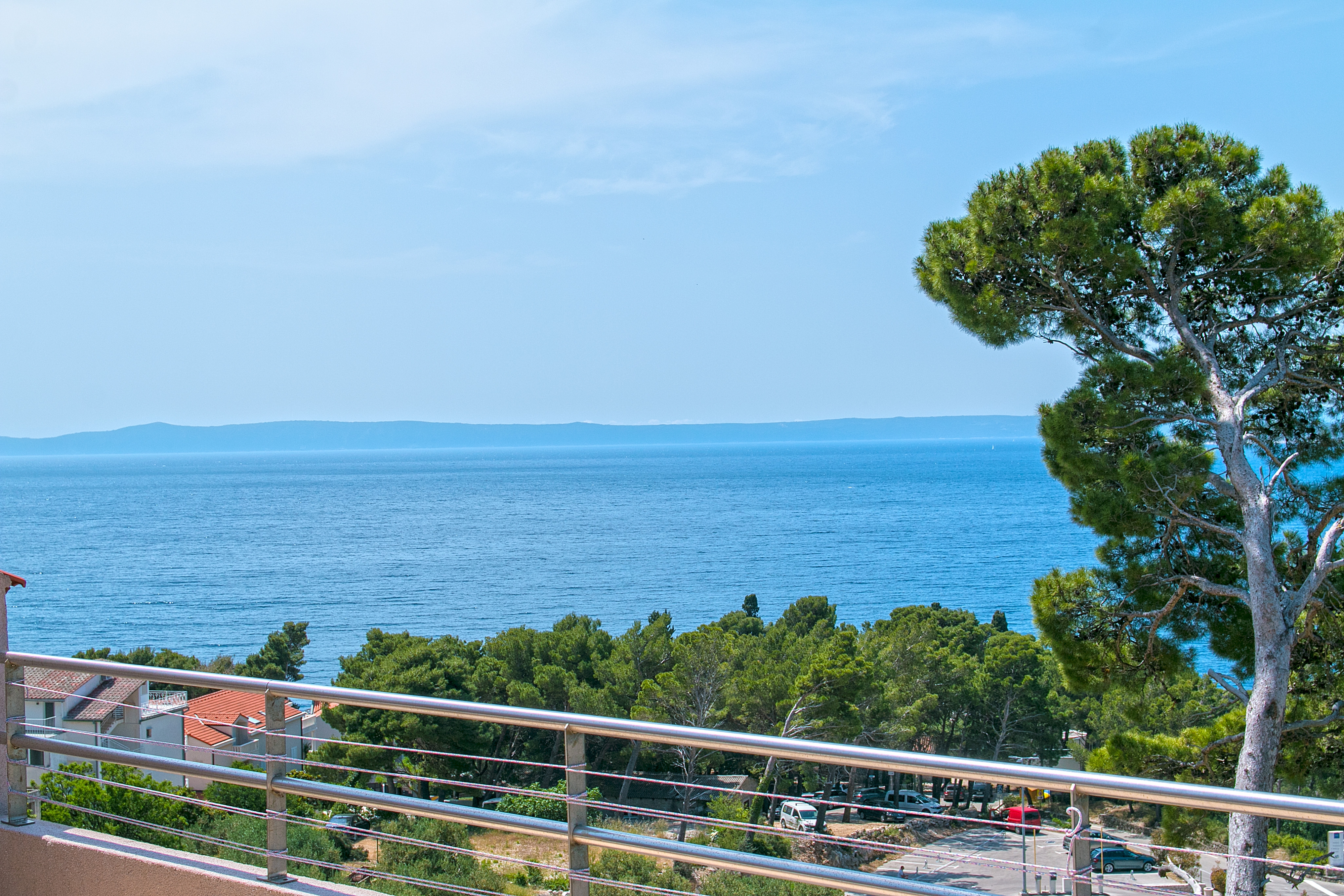 One bedroom apartment with terrace and sea view Brela, Makarska  A-d