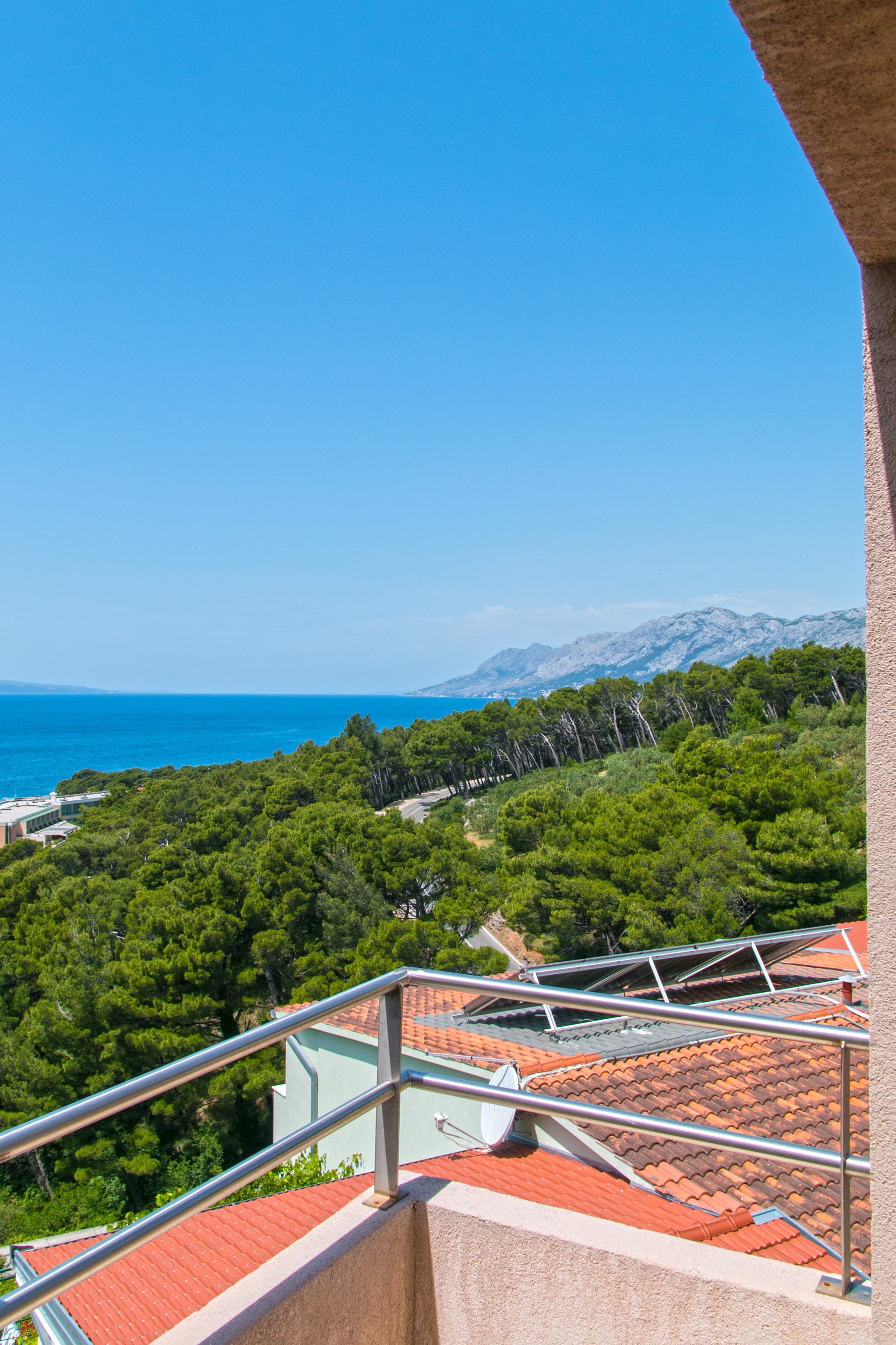 Studio flat with terrace and sea view Brela, Makarska  AS-b