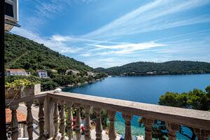 Apartments by the sea Ubli, Lastovo - 16599