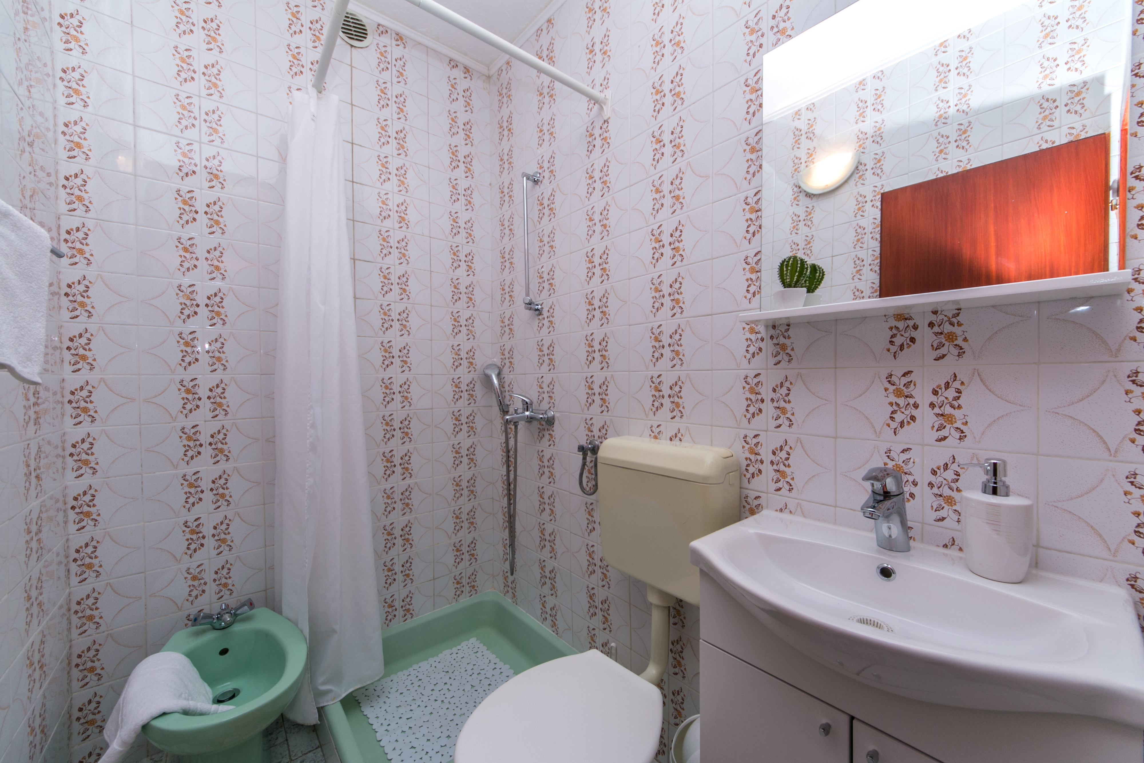 Two bedroom apartment with terrace and sea view Brela, Makarska  A-a