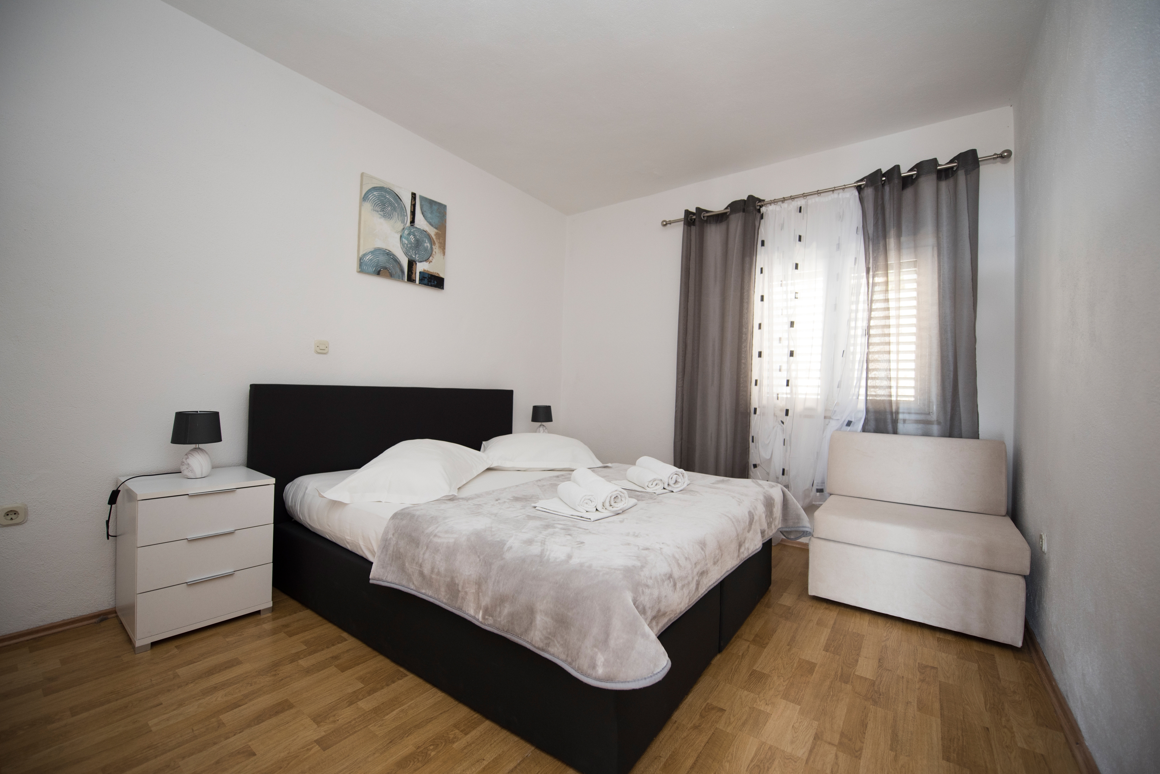 Two bedroom apartment with balcony and sea view Brela, Makarska  A-b