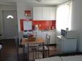 Karin Gornji, Kuchyně v ubytování typu studio-apartment, s klimatizací, domácí mazlíčci povoleni a WiFi.