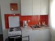 Karin Gornji, Kuchyně v ubytování typu studio-apartment, s klimatizací, domácí mazlíčci povoleni a WiFi.