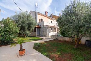 Holiday house with a parking space Valtura, Pula - 16611