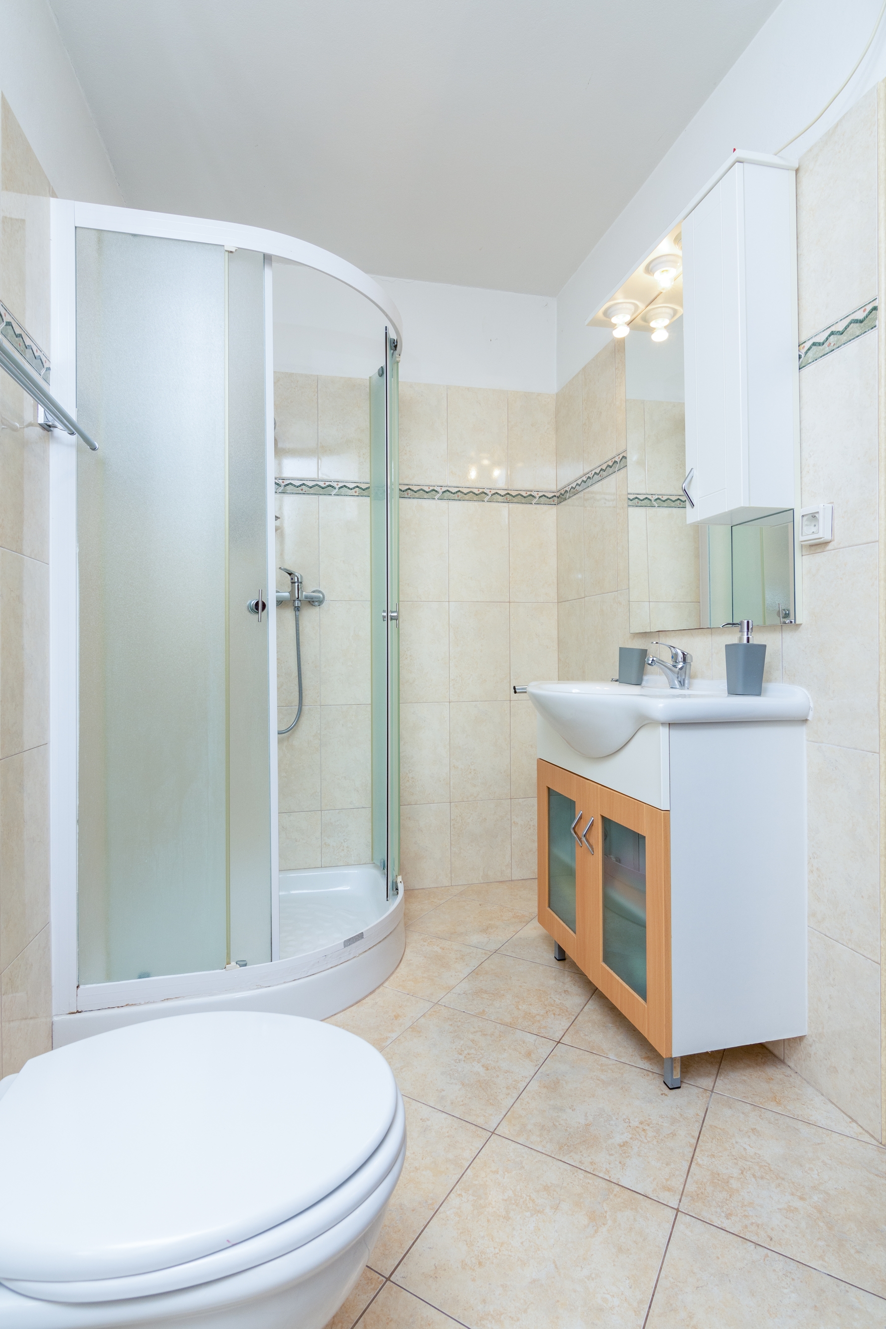 Two bedroom house with terrace Valtura, Pula  K