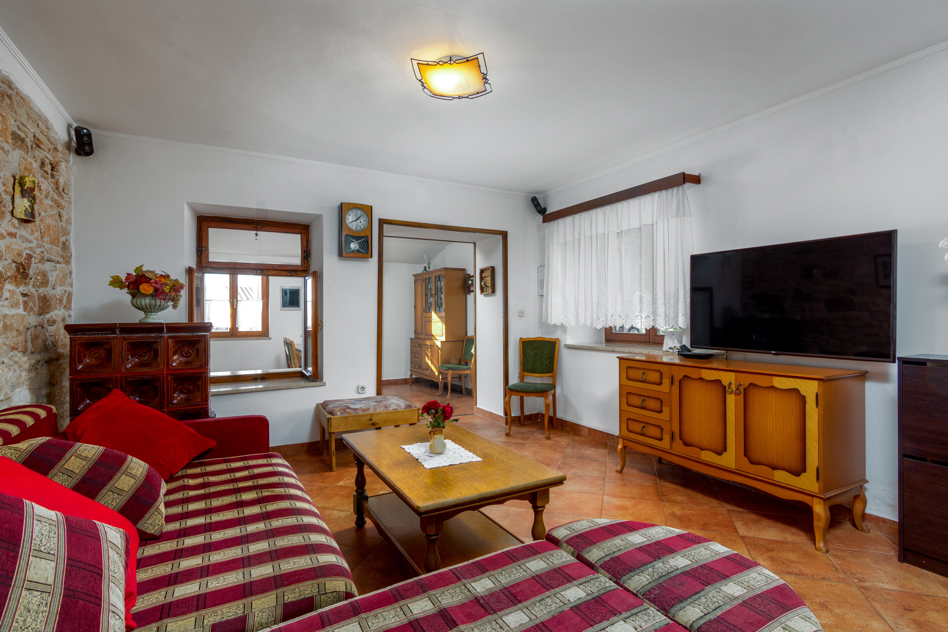 Two bedroom house with terrace Valtura, Pula  K