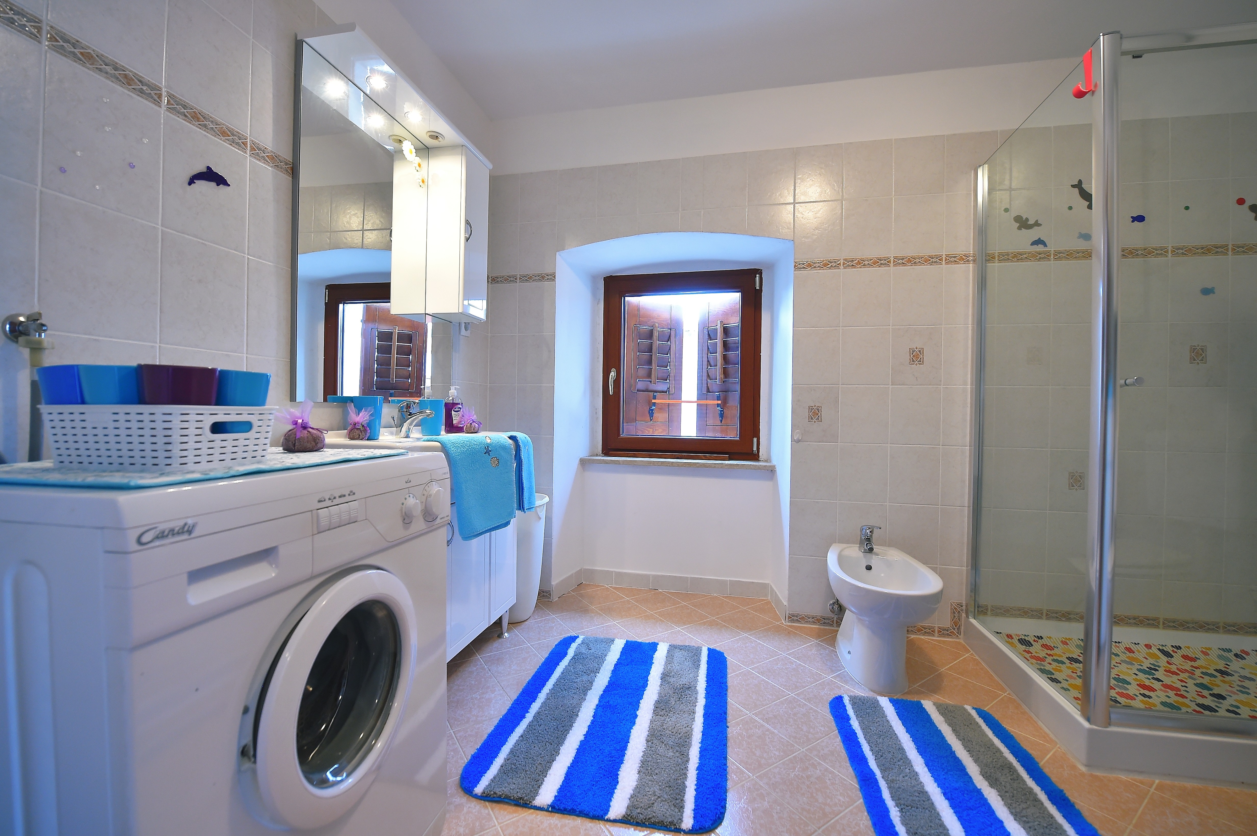 Three bedroom house with balcony Paz, Central Istria - Središnja Istra  K