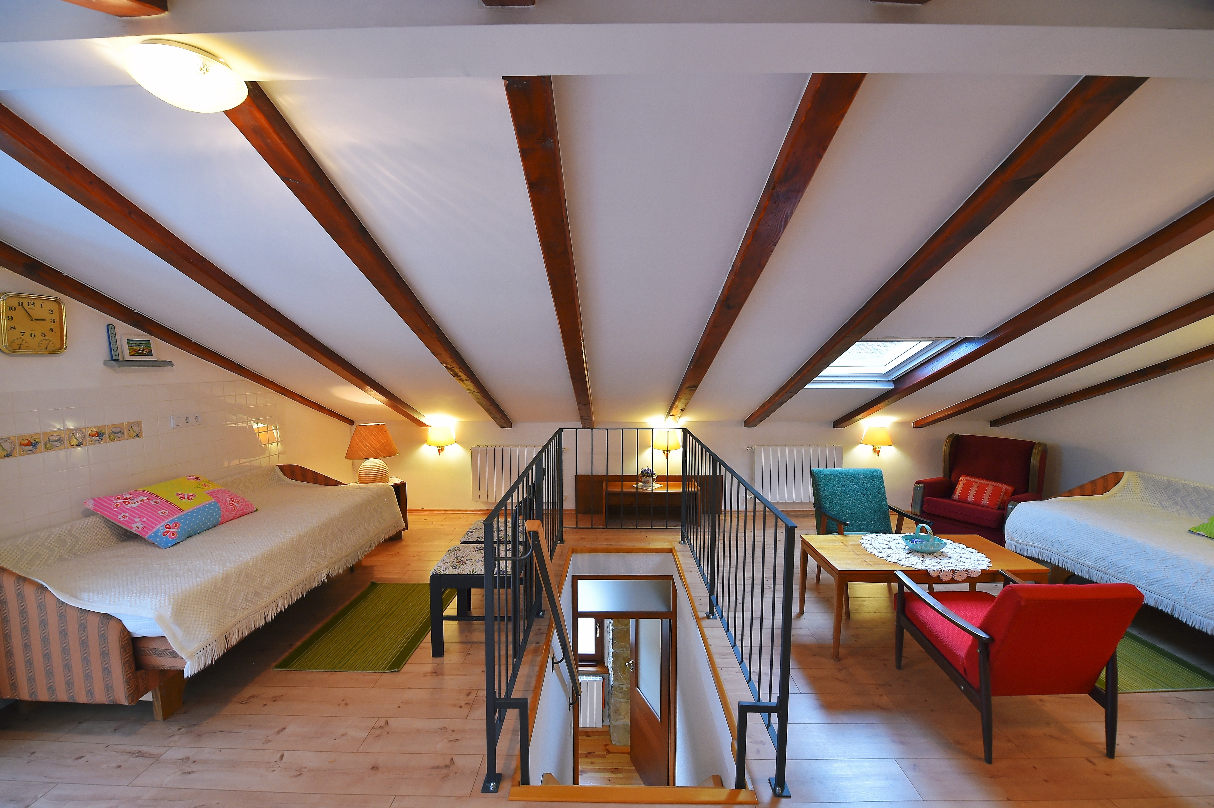 Three bedroom house with balcony Paz, Central Istria - Središnja Istra  K