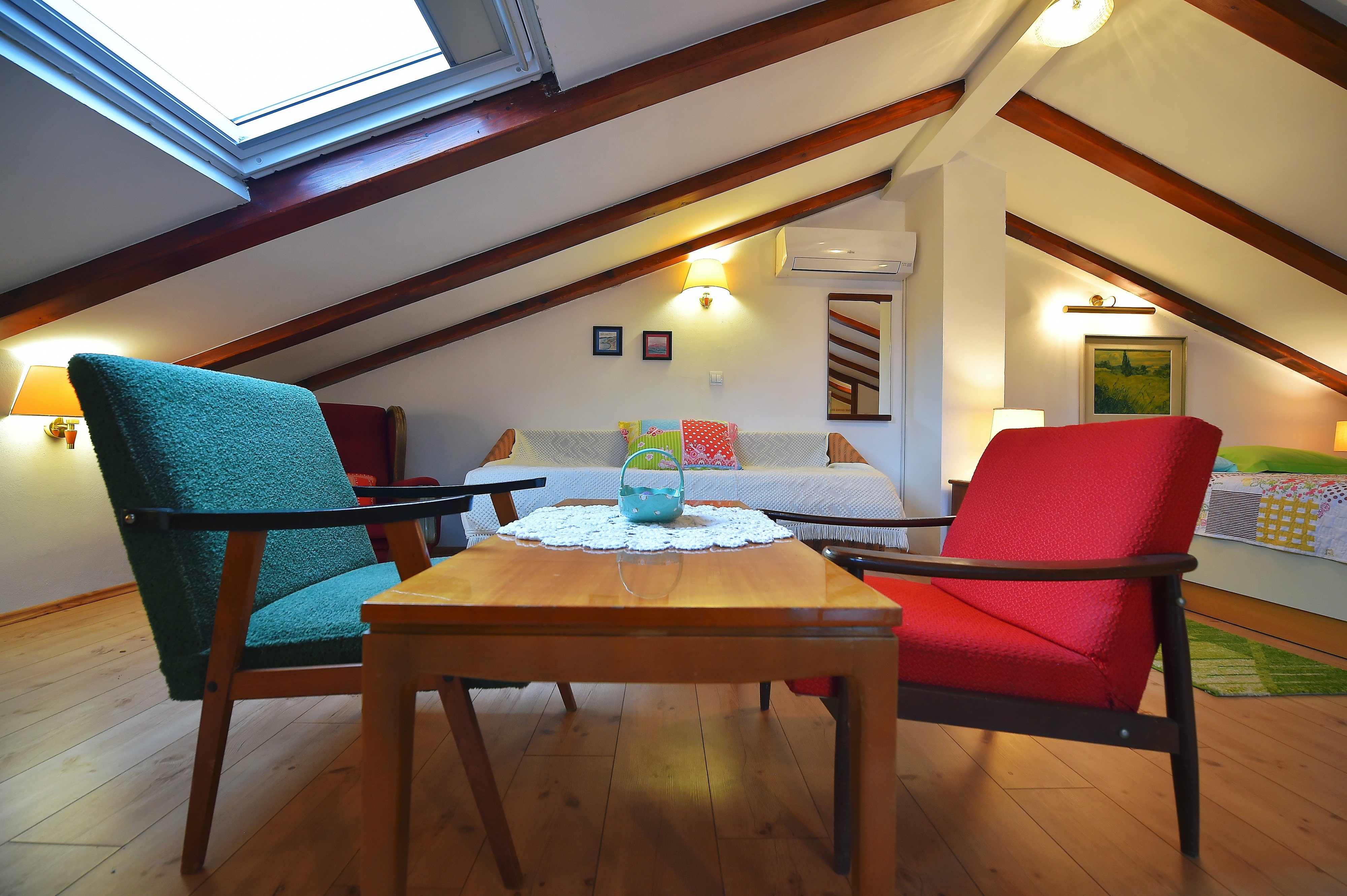 Three bedroom house with balcony Paz, Central Istria - Središnja Istra  K