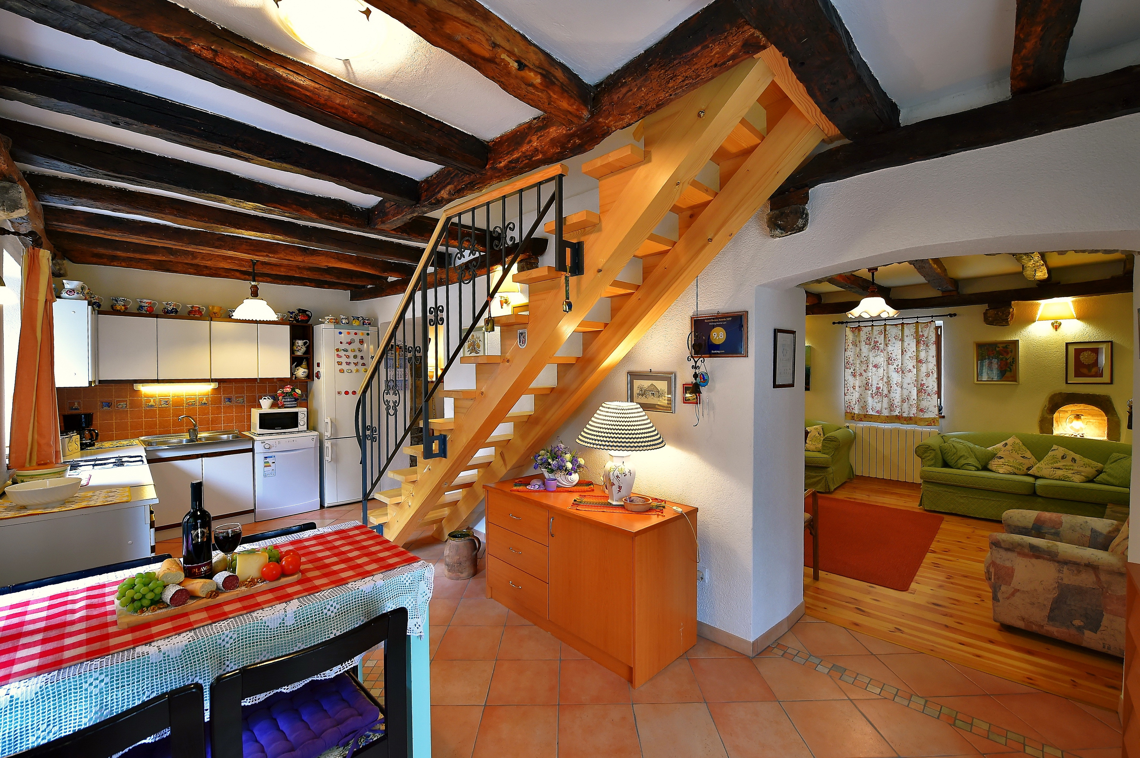 Three bedroom house with balcony Paz, Central Istria - Središnja Istra  K