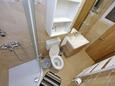 Sukošan, Bathroom in the studio-apartment, WiFi.