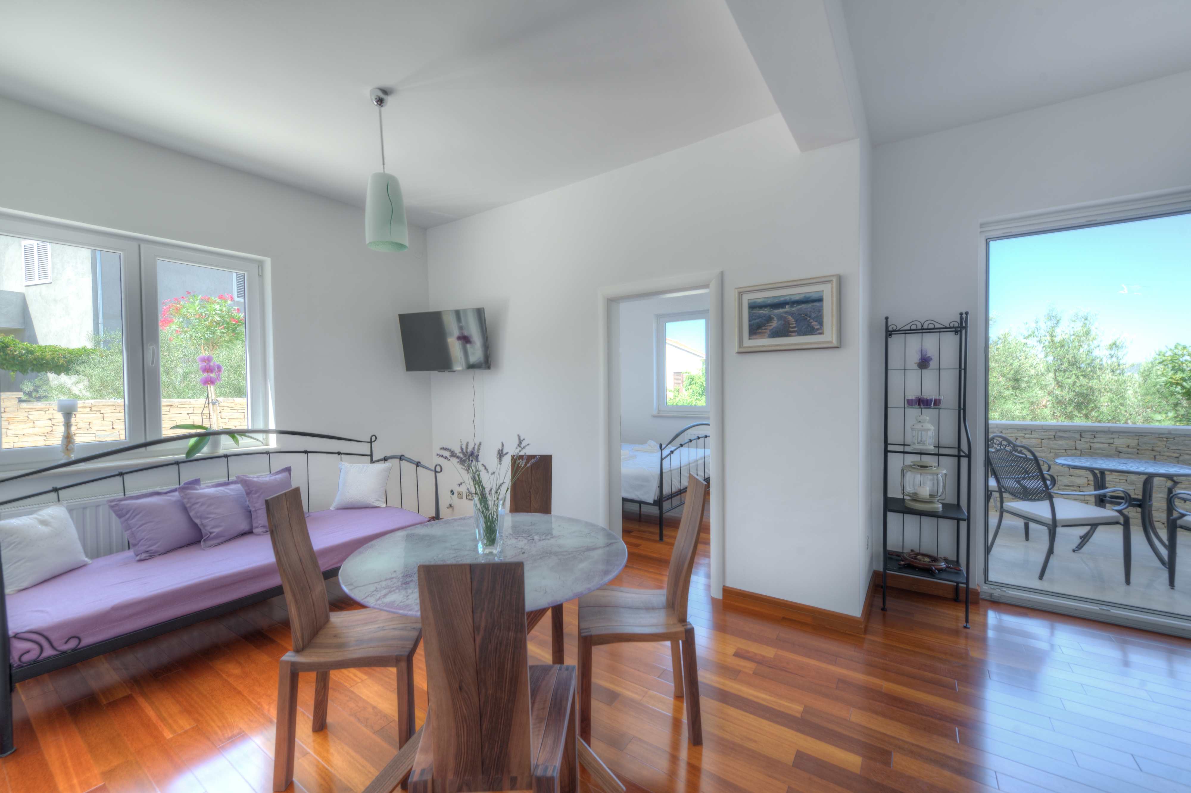 Two bedroom apartment with terrace Murter (A-16655-a) Two bedroom apartment with terrace Murter (A-16655-a)