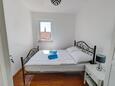Ložnice 2 Murter, Ložnice 2 v ubytování typu apartment, domácí mazlíčci povoleni a WiFi.