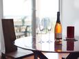 Murter, Dining room 1 in the house, (pet friendly) and WiFi.
