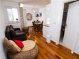 Living room 5 Murter, Living room 5 in the house, air condition available, (pet friendly) and WiFi.