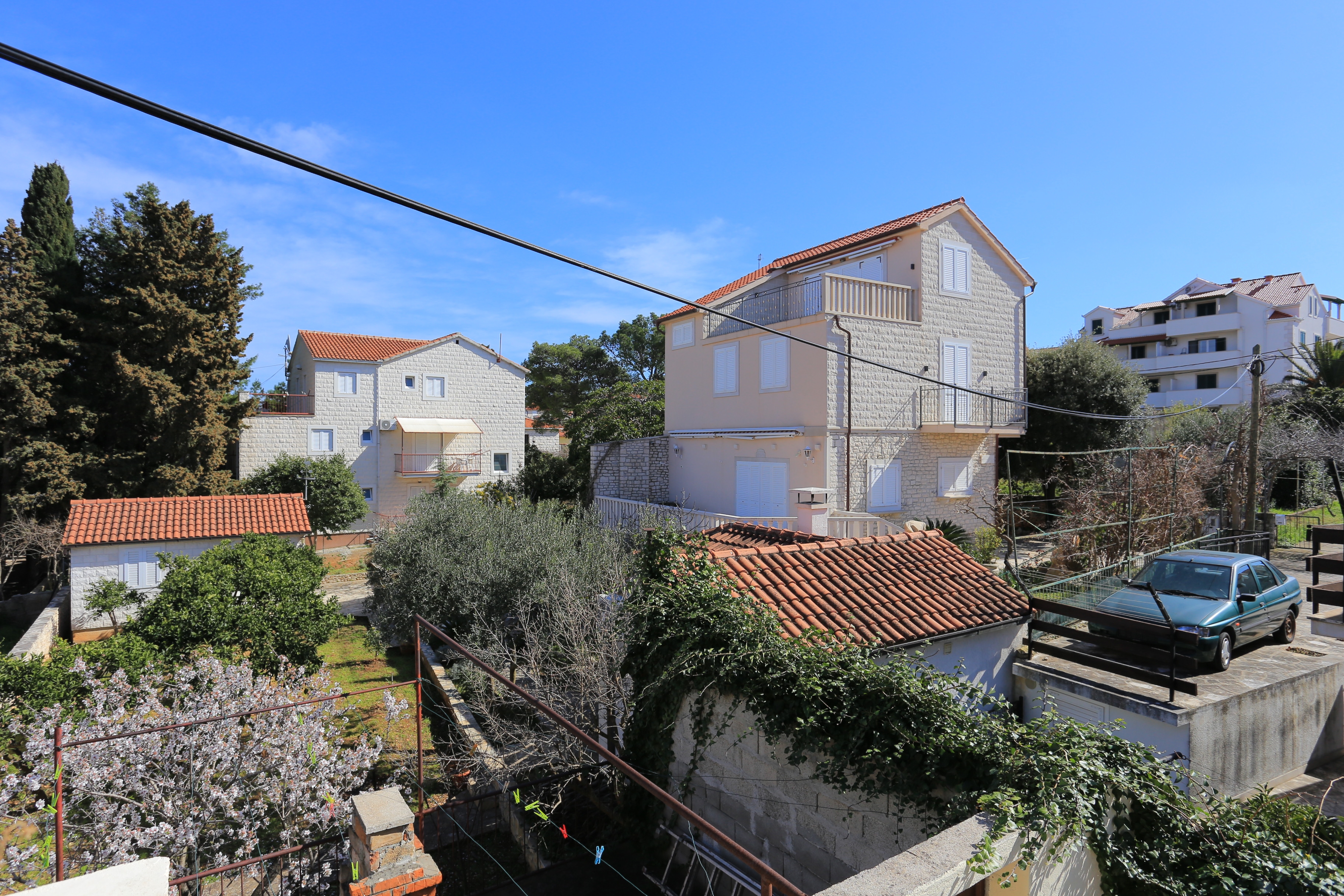 Two bedroom apartment with balcony and sea view Supetar, Brač  A-b