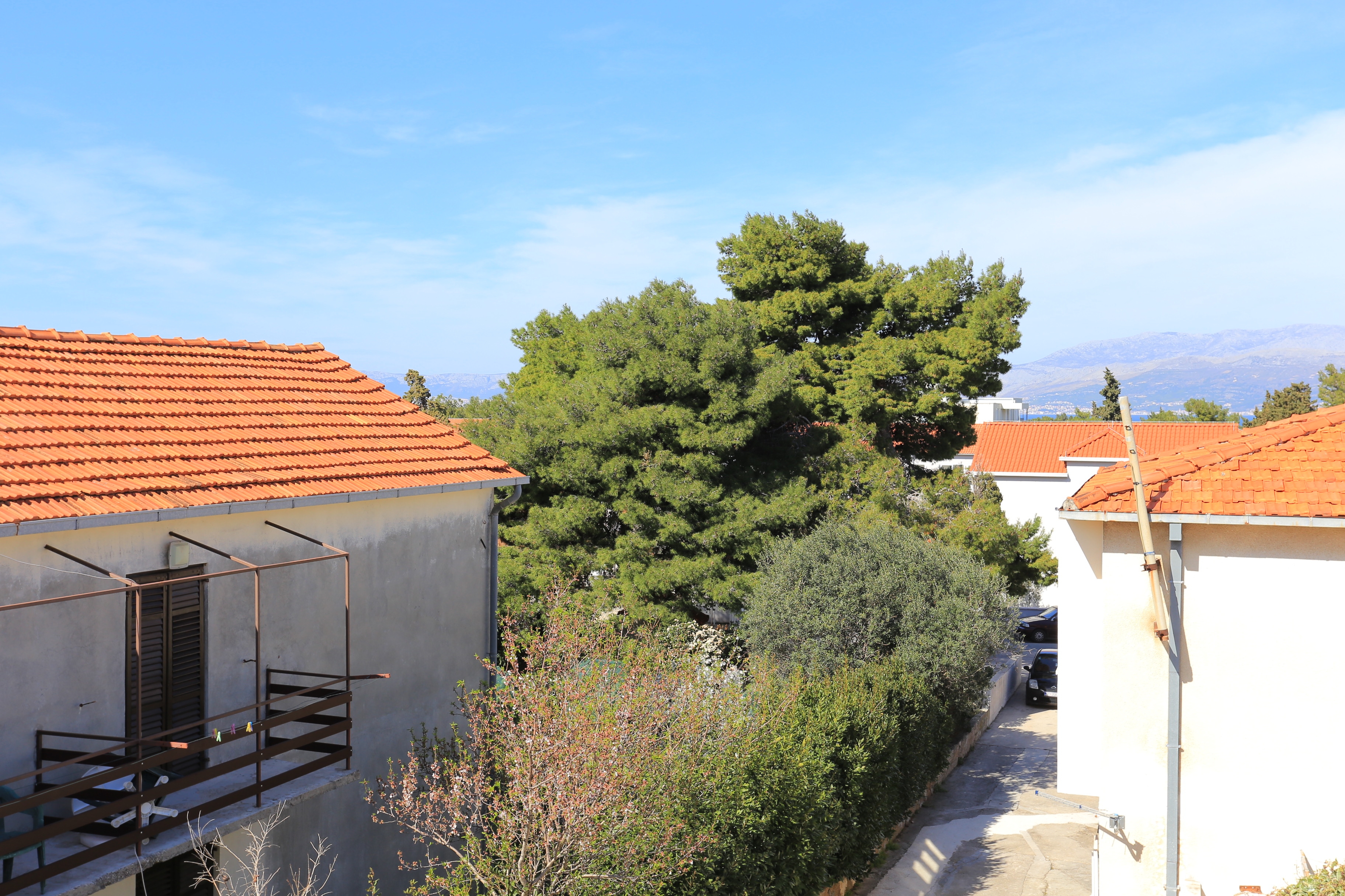 Two bedroom apartment with balcony and sea view Supetar, Brač  A-c