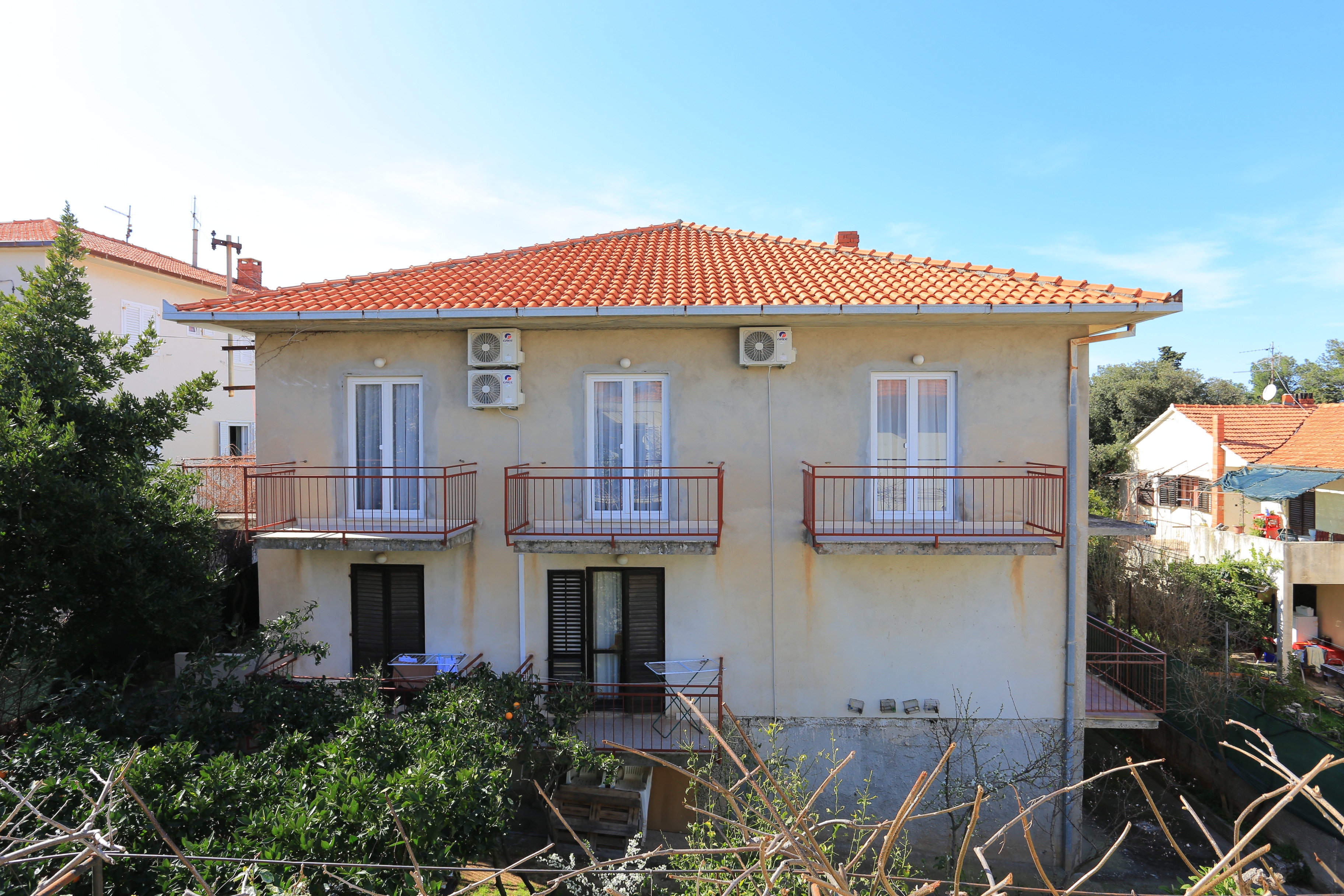 Two bedroom apartment with balcony and sea view Supetar, Brač  A-c