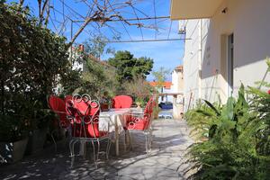 Apartmanok parkolóhellyel Supetar, Brac - 16656