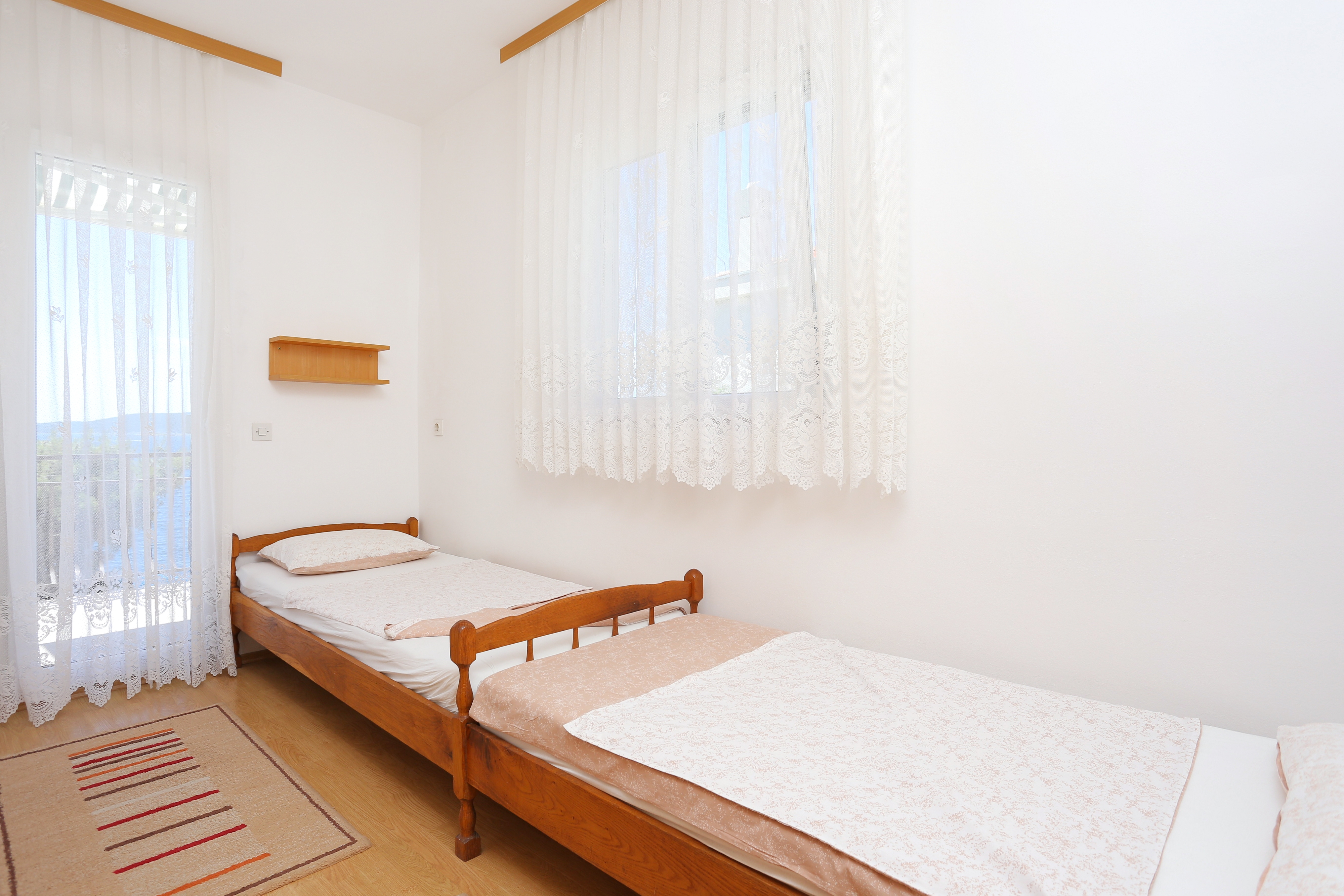 Two bedroom apartment near beach Okrug Donji, Čiovo  A-a