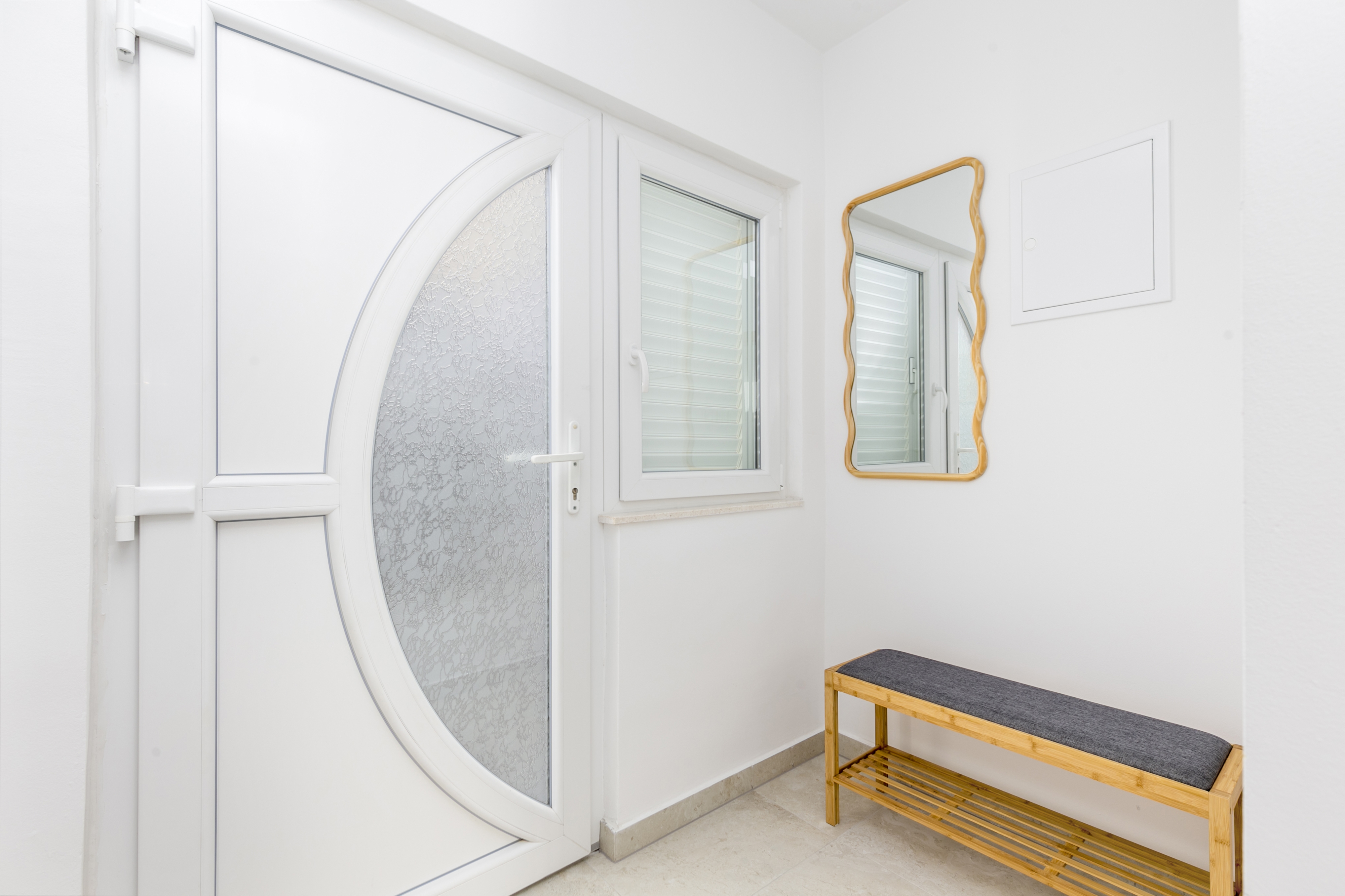 Two bedroom apartment near beach Okrug Donji, Čiovo  A-a