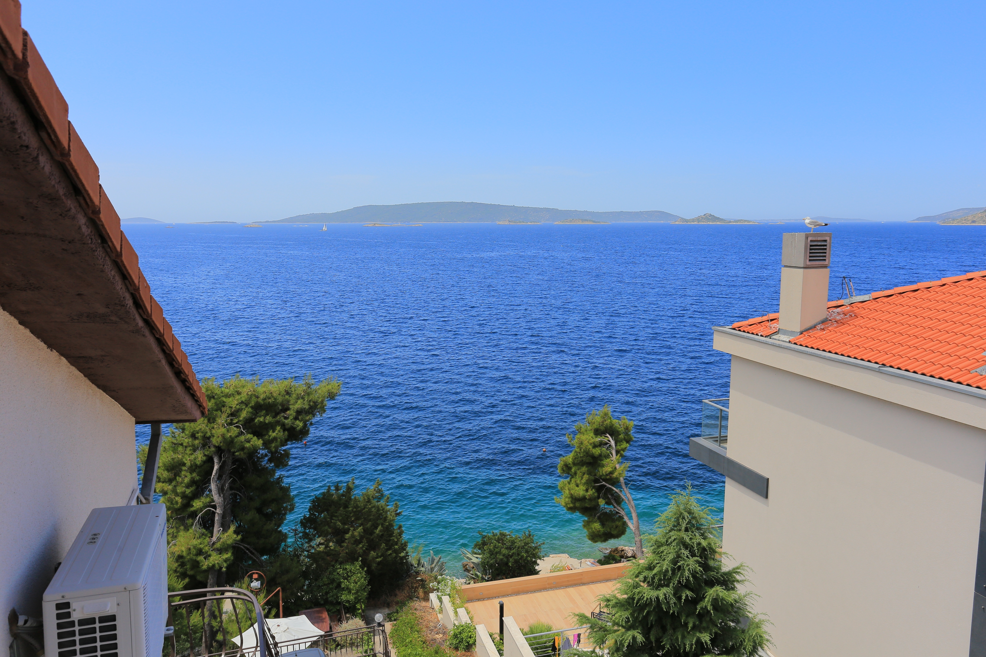 Three bedroom apartment near beach Okrug Donji, Čiovo  A-b