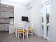 Blagovaonica Podstrana, Blagovaonica u smještaju tipa apartment, WiFi.