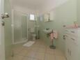Ванная комната Pakoštane, Ванная комната в размещении типа apartment, WiFi.