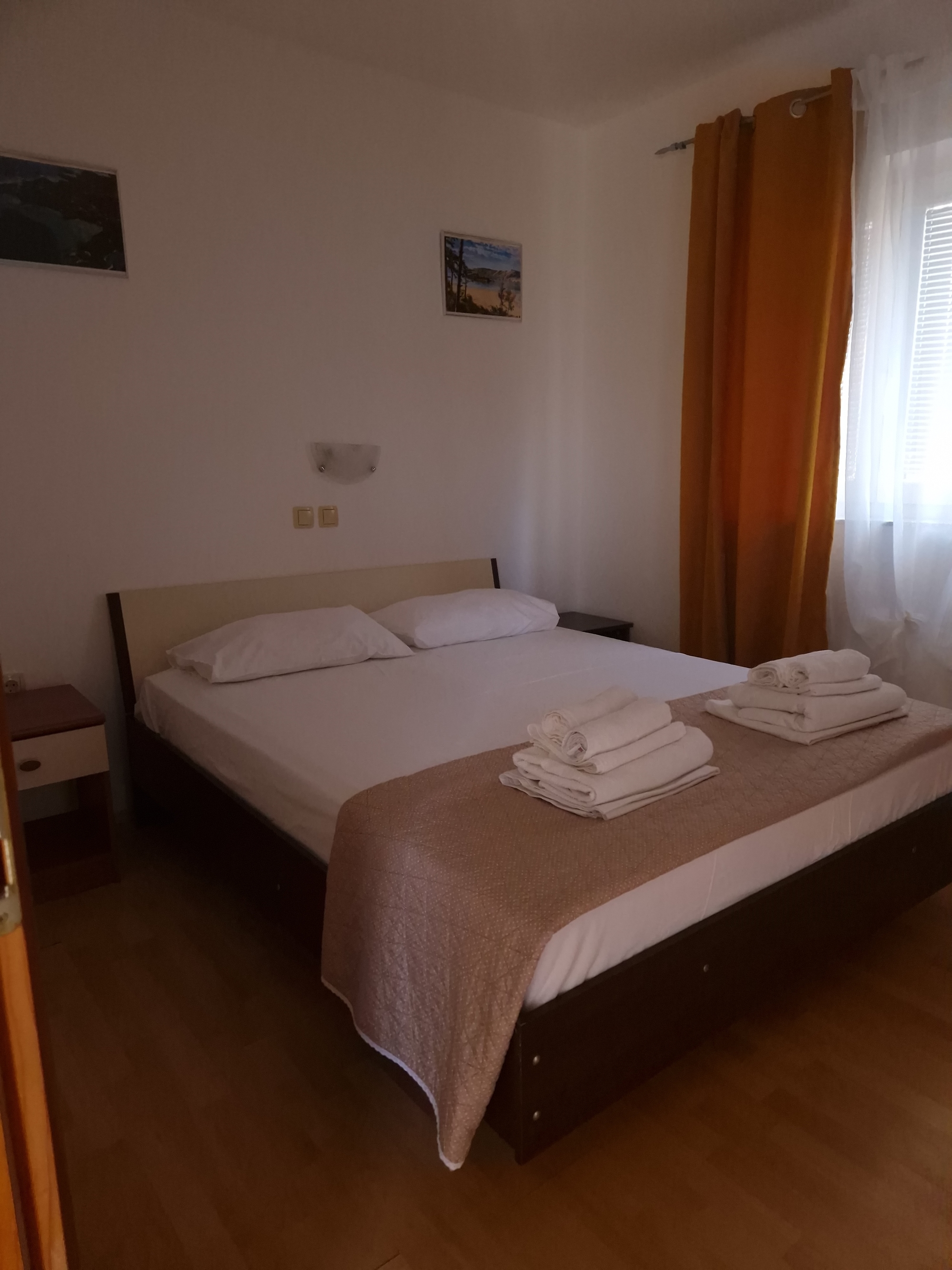 Top Rab Lopar Top Rab Lopar