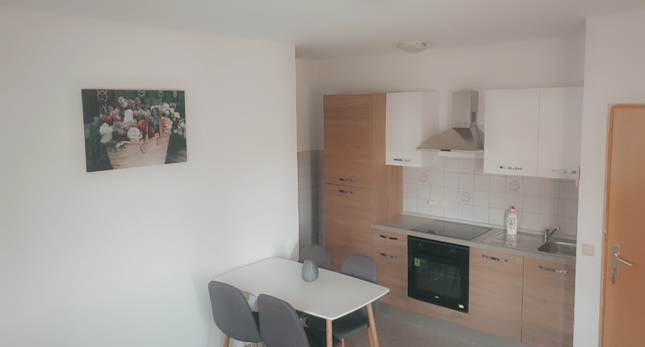 Top Rab Lopar Top Rab Lopar