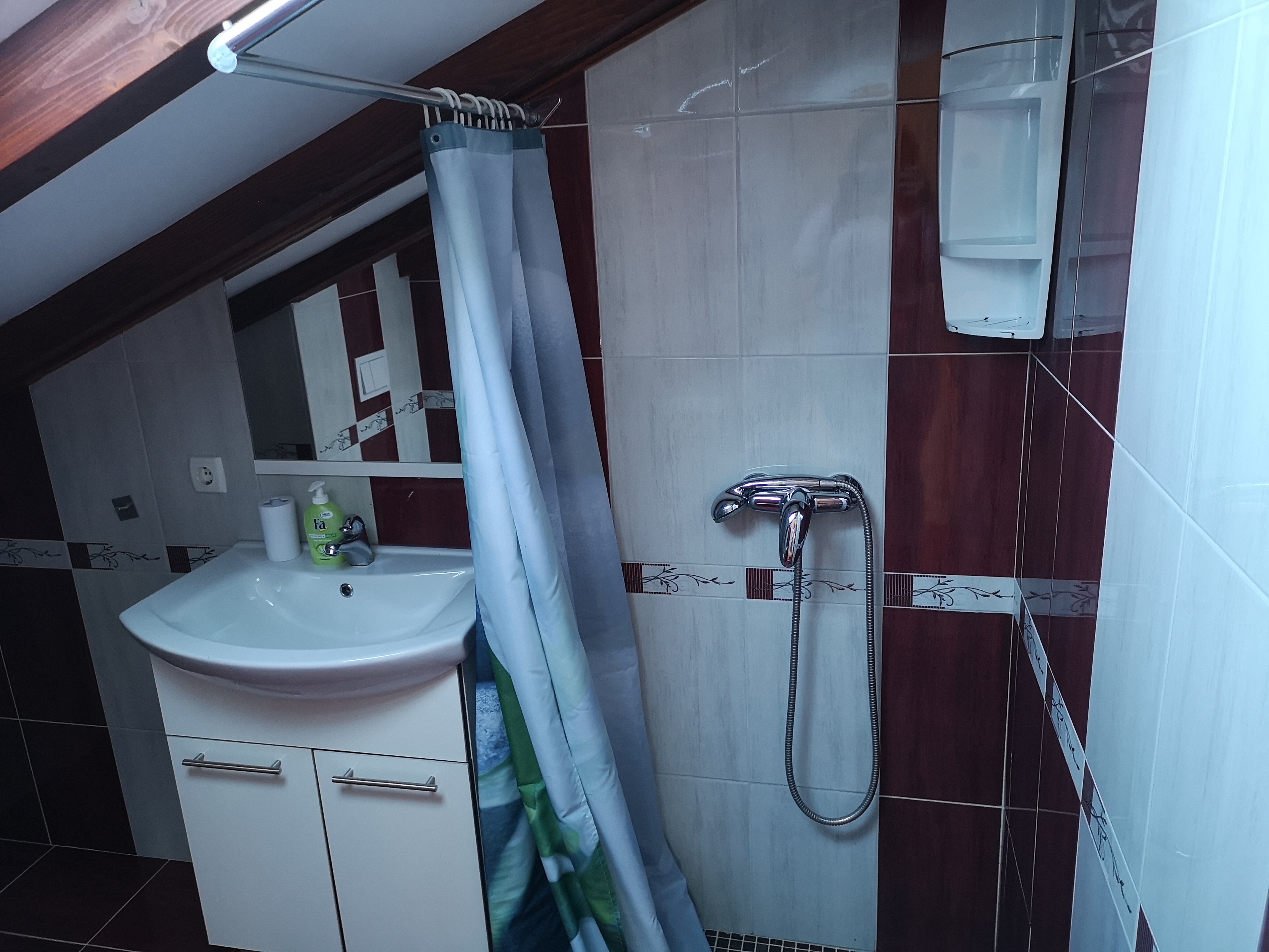 Top Rab Lopar Top Rab Lopar