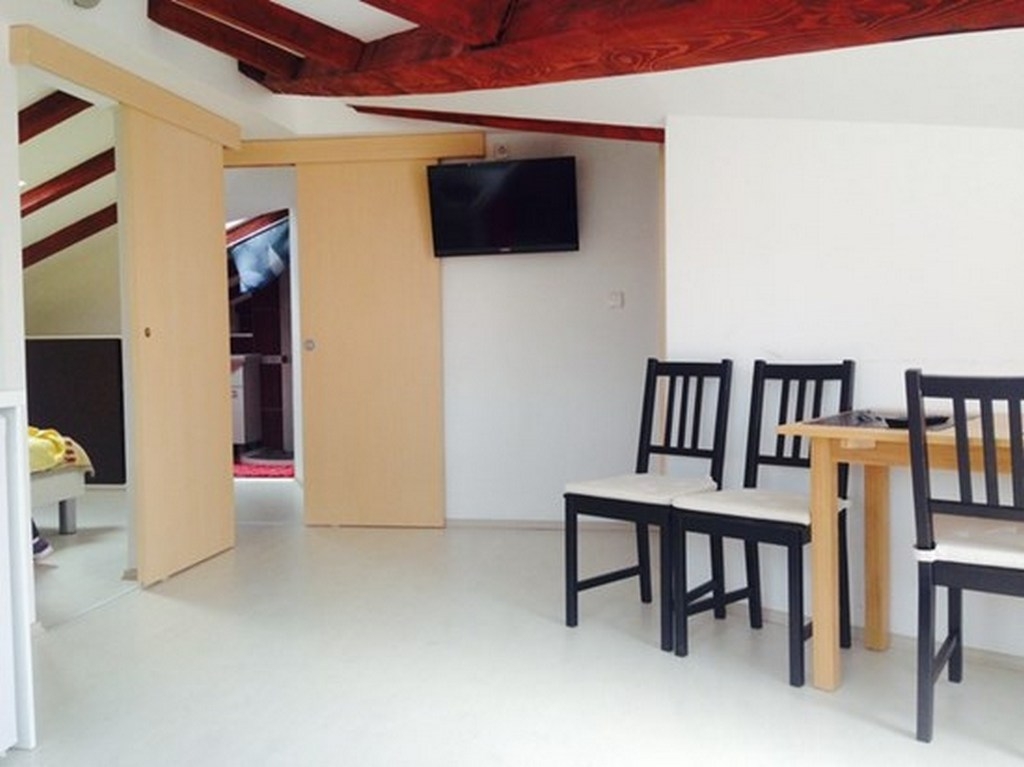 Top Rab Lopar Top Rab Lopar