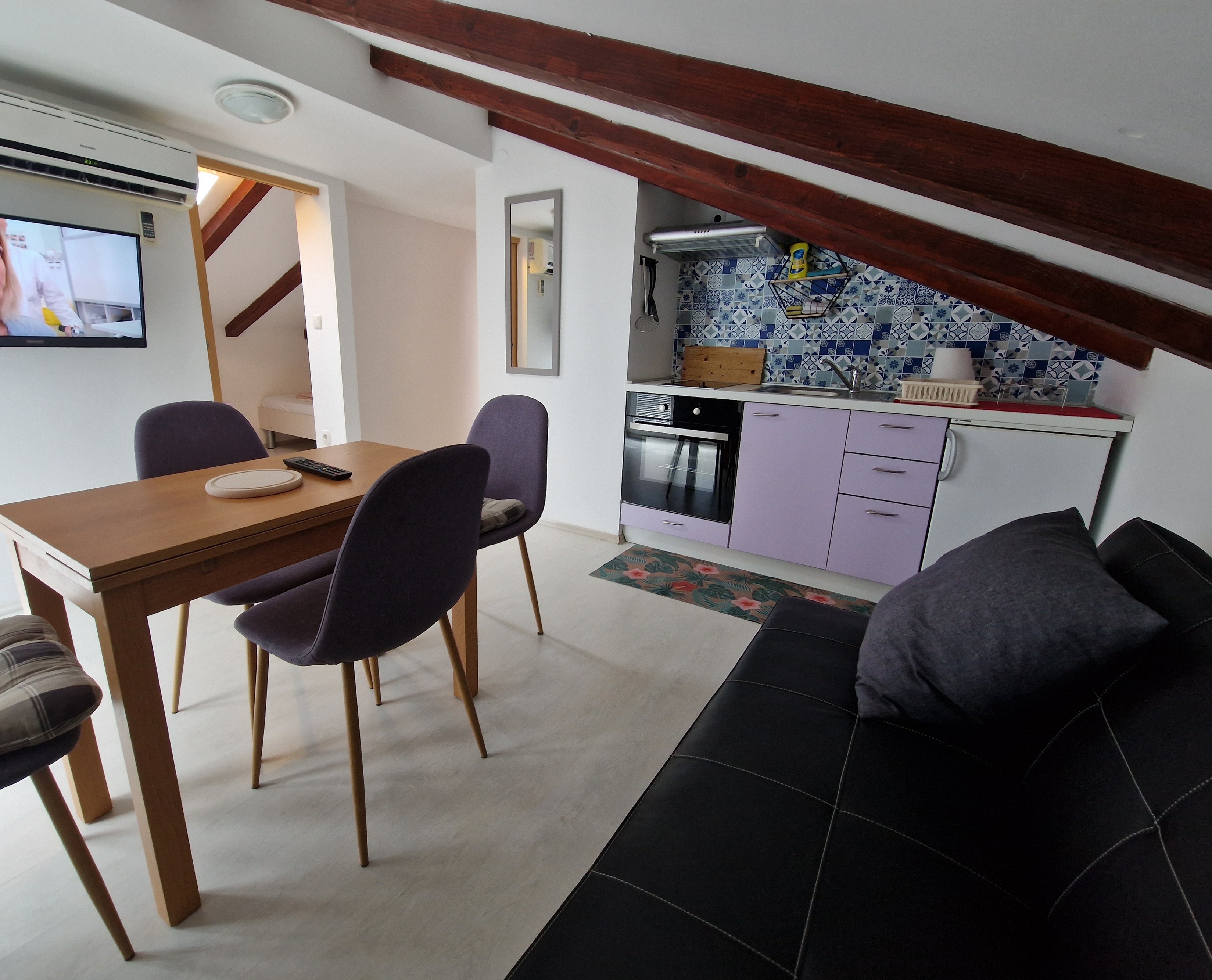 One bedroom apartment with balcony Lopar, Rab (A-16680-f) One bedroom apartment with balcony Lopar, Rab (A-16680-f)